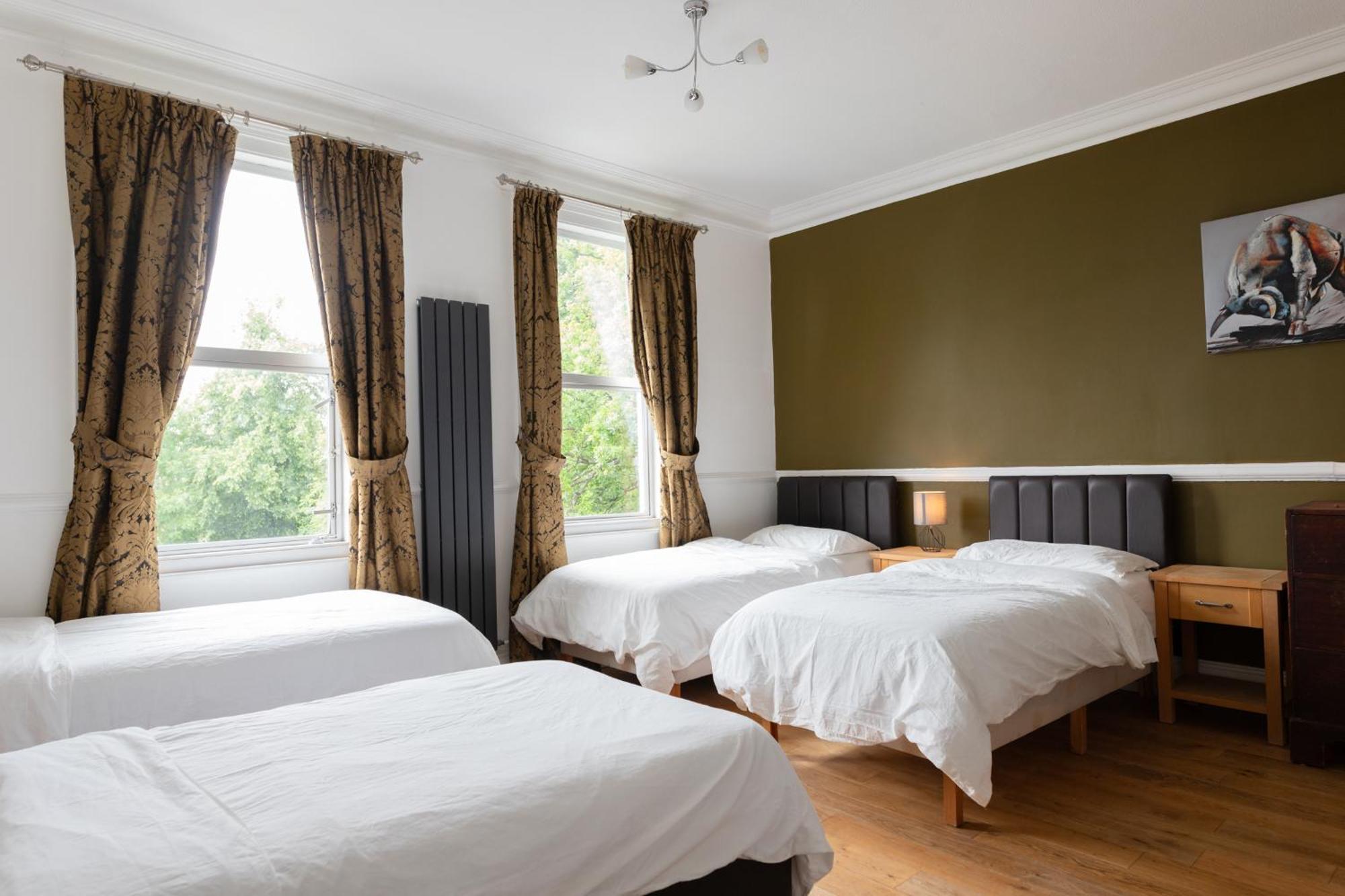 Ebs Hostel London Catford ภายนอก รูปภาพ